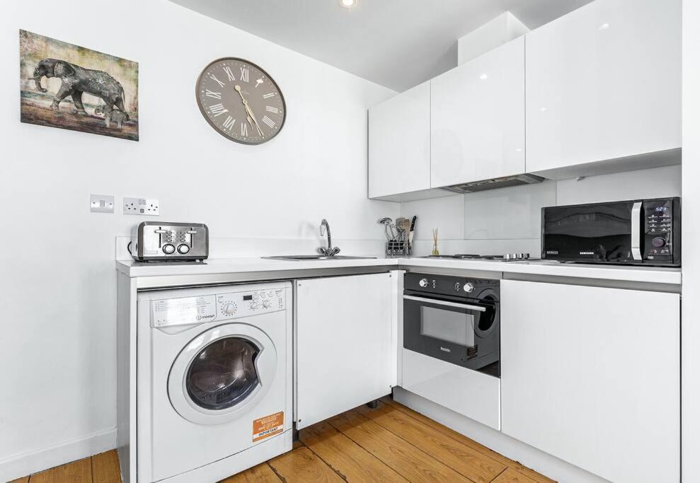 Апартаменты Piccadilly Haven, Flat In London Vr12 Экстерьер фото