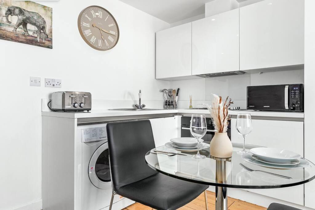 Апартаменты Piccadilly Haven, Flat In London Vr12 Экстерьер фото